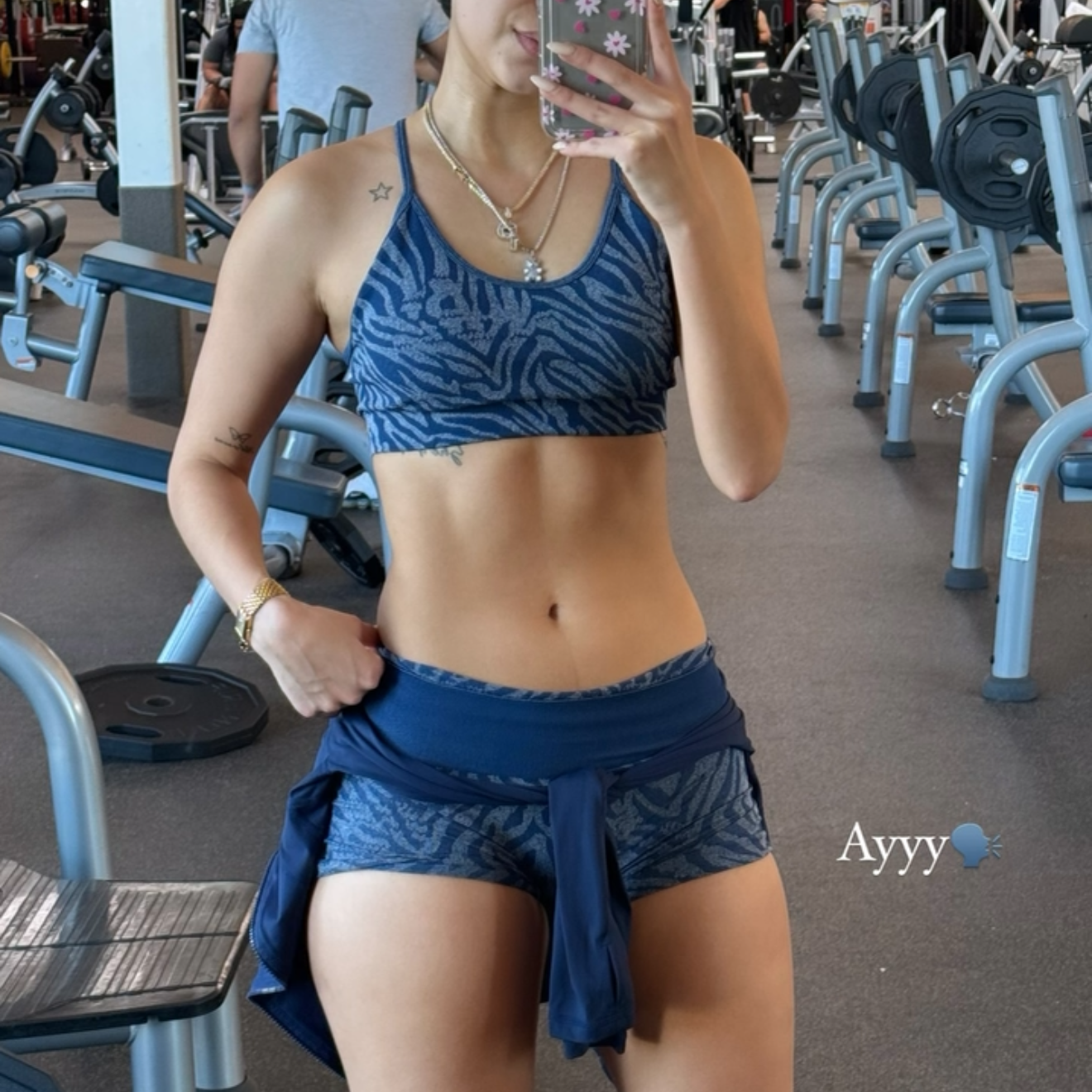 Set S